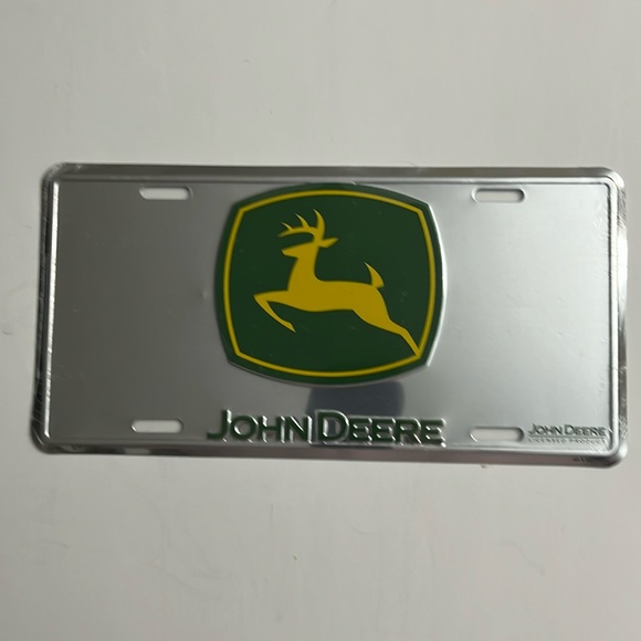John Deere silver licensed product tag with yellow & green deer logo, man cave, - Picture 1 of 9